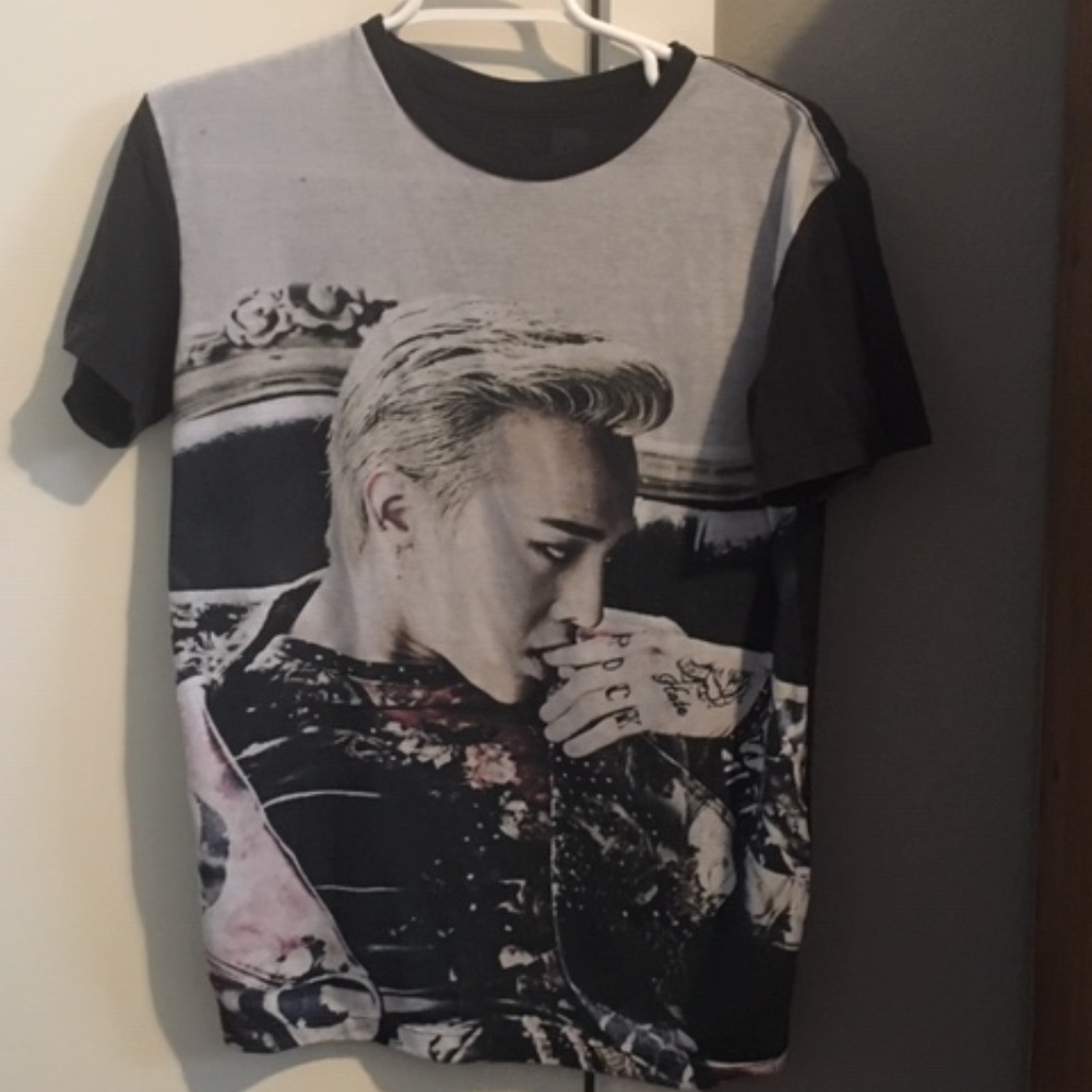 G-Dragon/KPop Graphic Tee (unofficial merchandise)